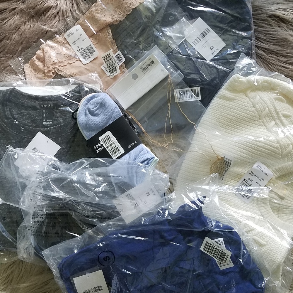 Forever 21 Bundle Size Small and Medium - Picture 5 of 8